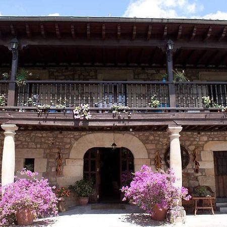 Hotel Casa Velarde Torrelavega Exteriér fotografie
